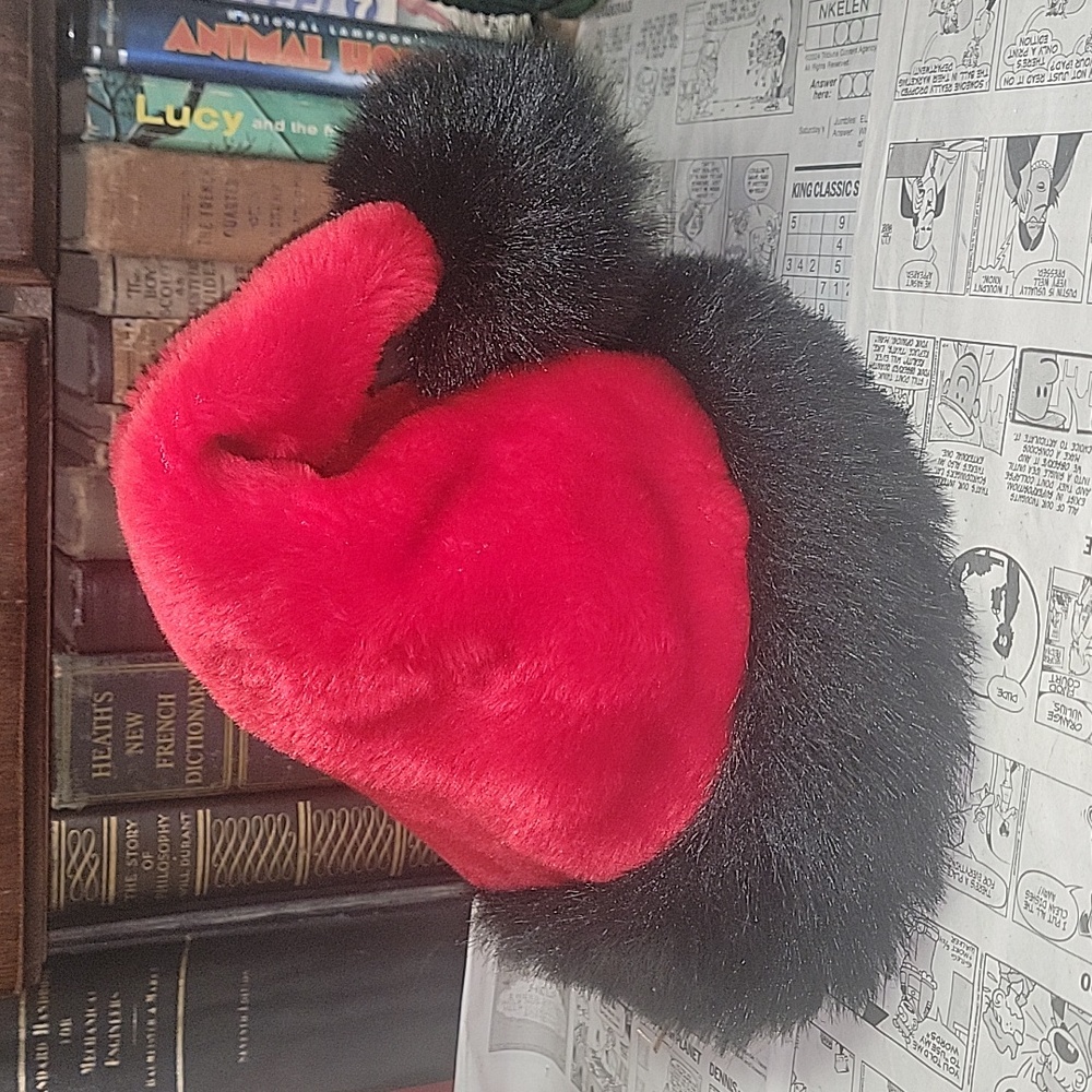Santa hat - Picture 2 of 4